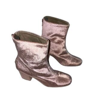 Free People Pink Velvet Booties Size 5.5 / 36 eu